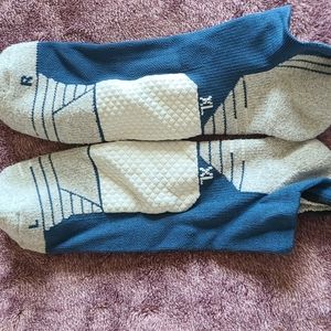 7 pairs xl socks